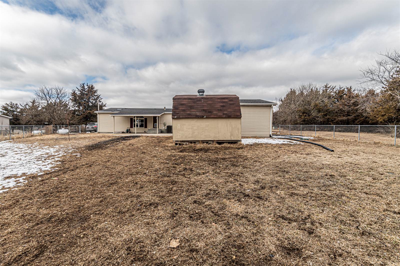 10802 Moske Circle, Milford, KS 66514