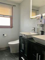 271 Parkerview St, Springfield, MA 01129
