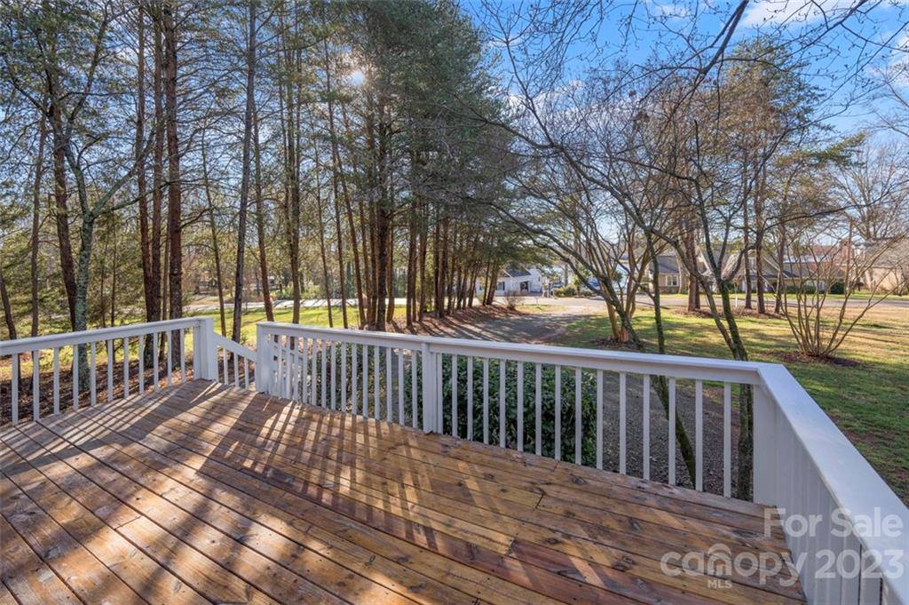 328 Sundown Road, Mooresville, NC 28117