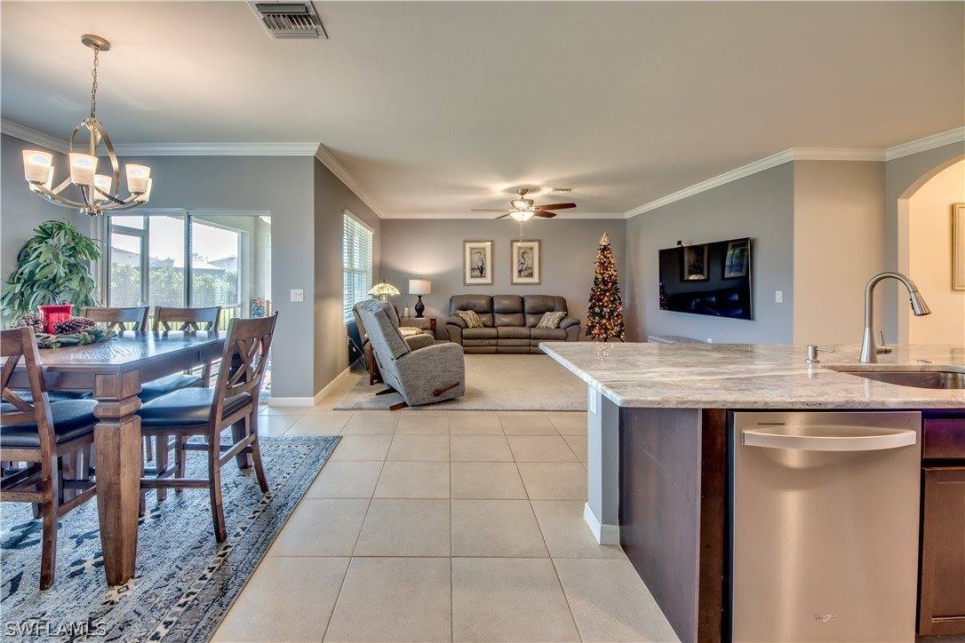 3405 Cancun Court, Cape Coral, FL 33909