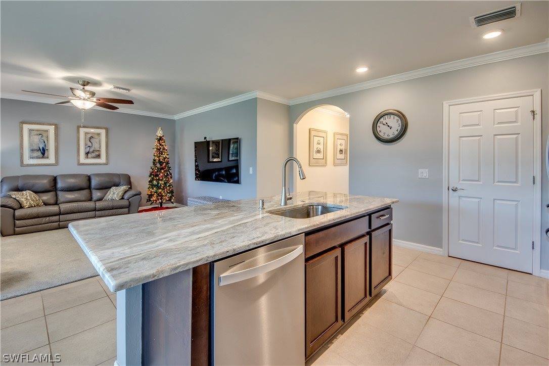 3405 Cancun Court, Cape Coral, FL 33909