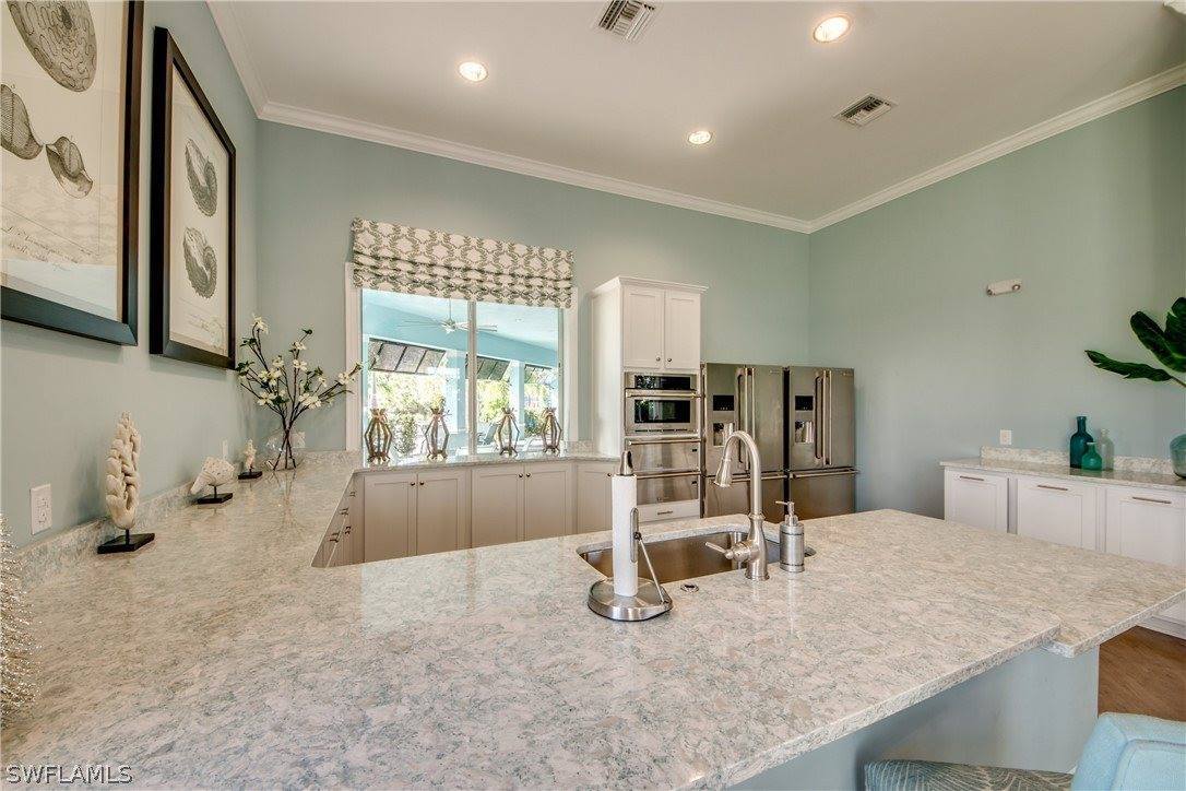 3405 Cancun Court, Cape Coral, FL 33909