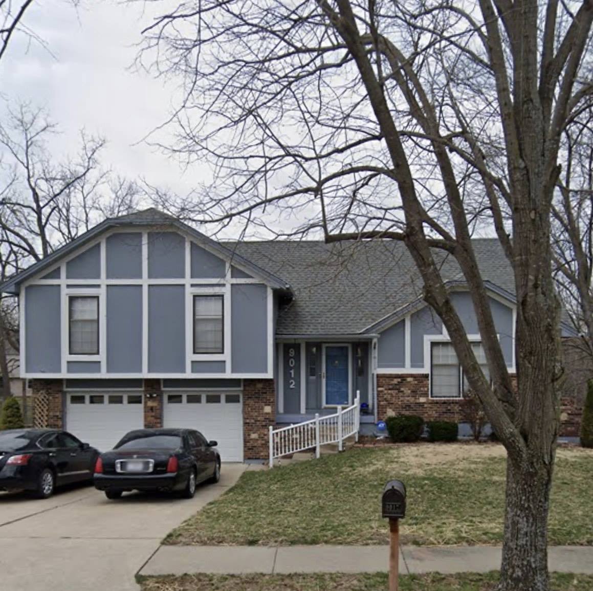 9012 Evanston Ct, Kansas City, MO 64138