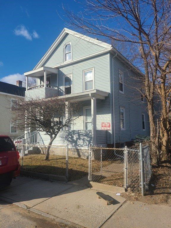 88 Tyler St, Springfield, MA 01109