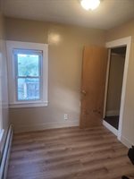 88 Tyler St, Springfield, MA 01109