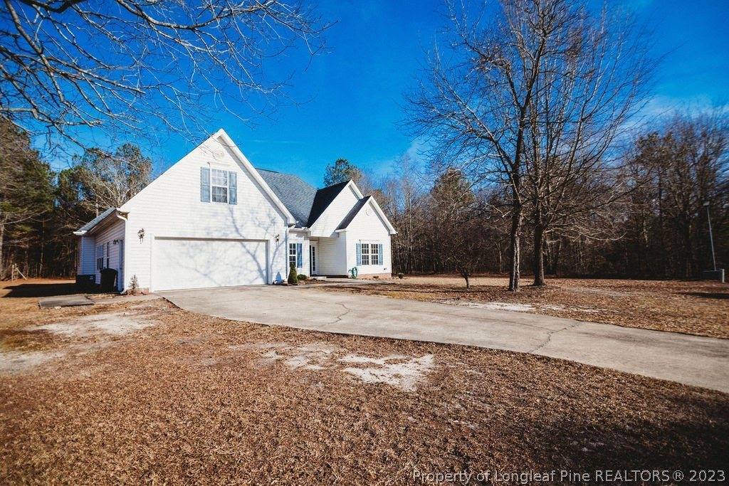 293 Brookewind Drive, Dunn, NC 28334