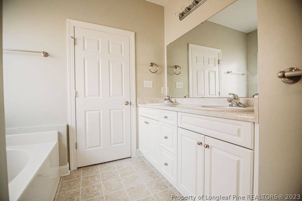 293 Brookewind Drive, Dunn, NC 28334