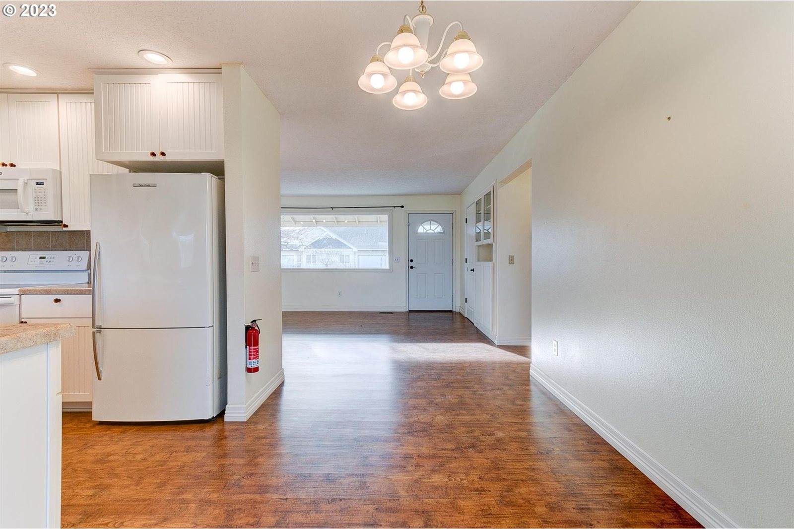 9580 SW Bayou Dr, McMinnville, OR 97128