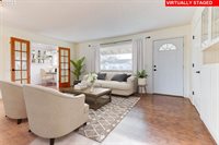 9580 SW Bayou Dr, McMinnville, OR 97128