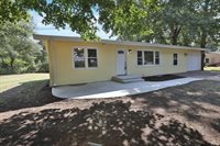 1615 NW Fredith Ln, Topeka, KS 66618