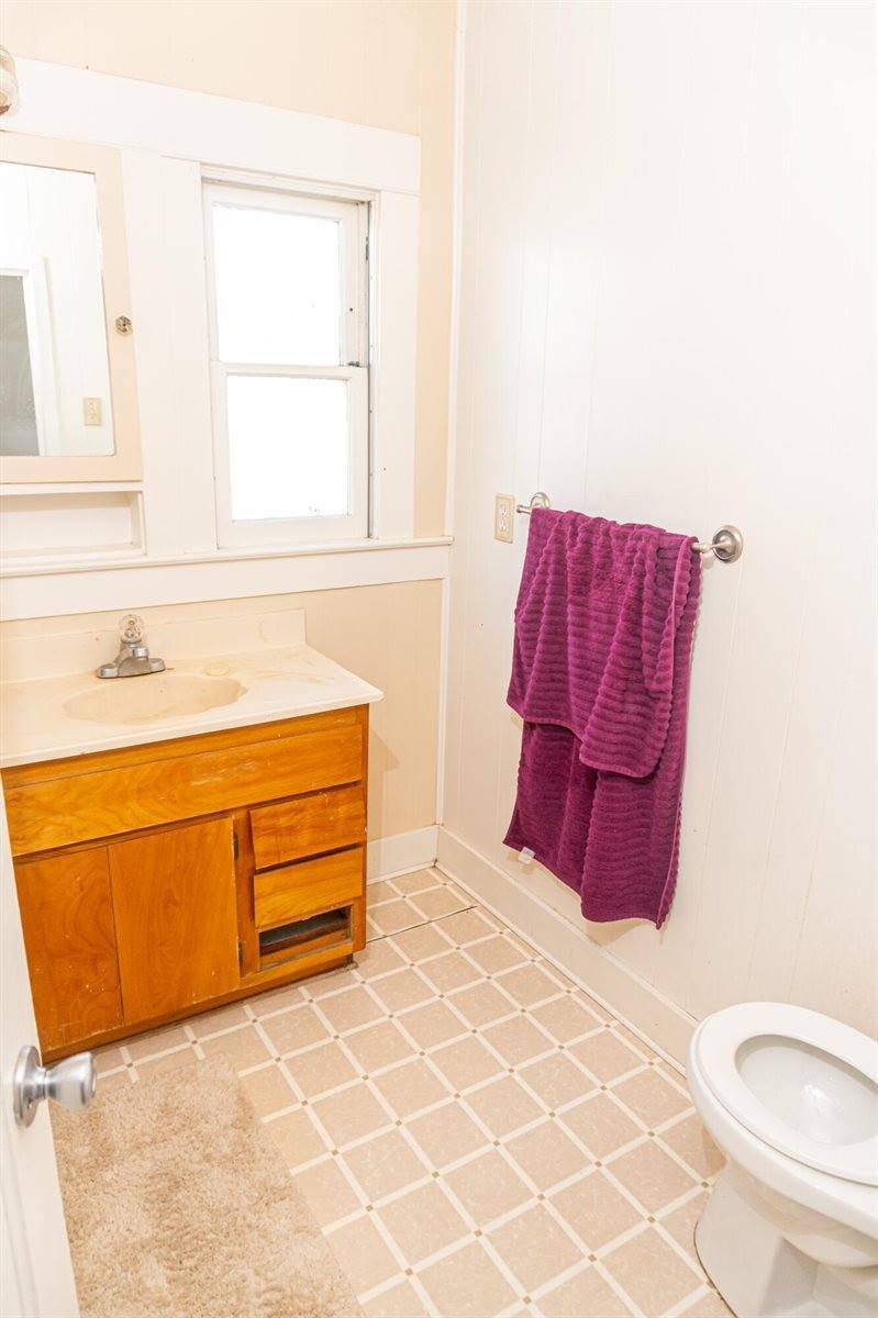 167 South Salida Place, Tulare, CA 93274