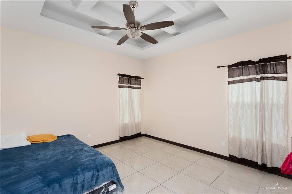 1116 West Dukakis Avenue, Alton, TX 78573