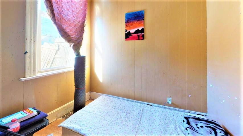 2483 S 6th ST 2485, Milwaukee, WI 53215