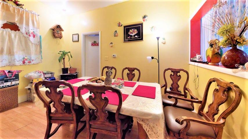 2483 S 6th ST 2485, Milwaukee, WI 53215