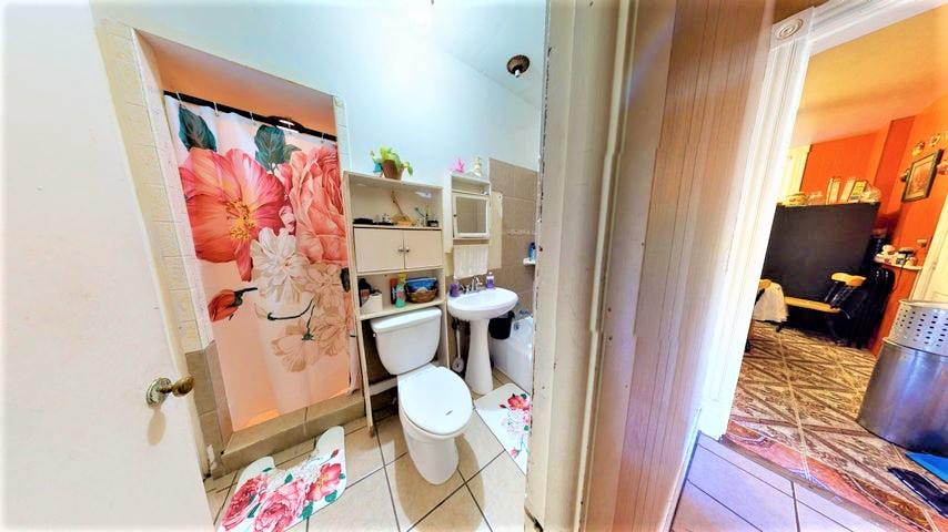 2483 S 6th ST 2485, Milwaukee, WI 53215