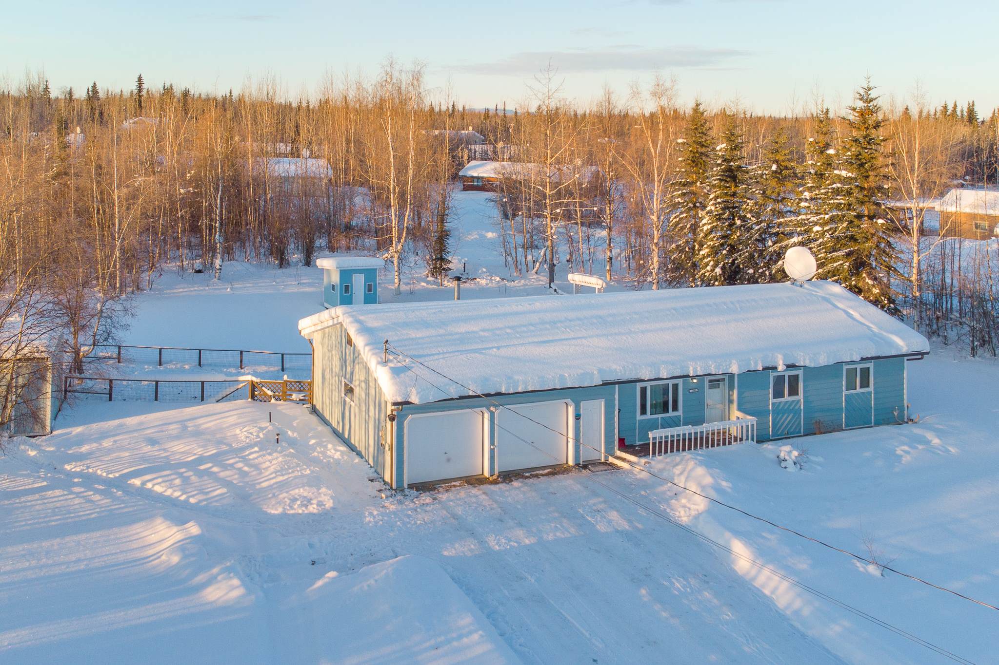 2243 Mavencamp Cir, North Pole, AK 99705