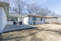 9641 Canterbury, Overland Park, KS 66206