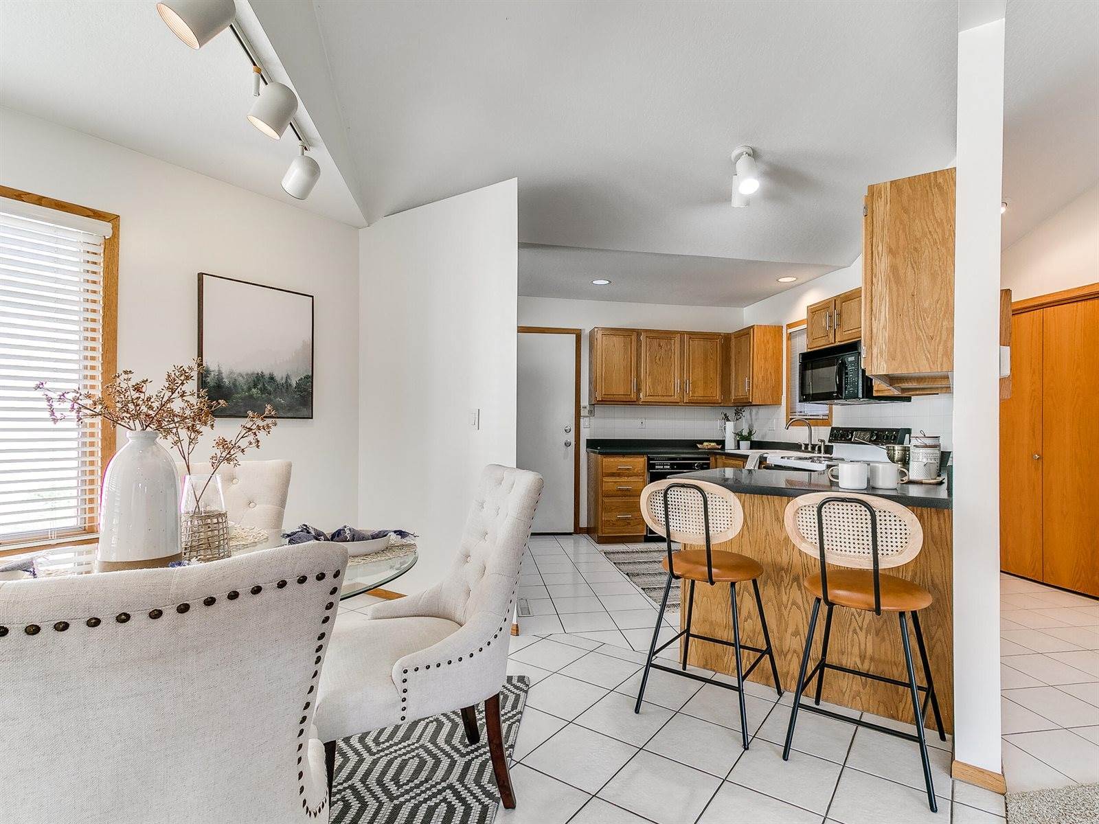 8011 Echo Drive, Norwalk, IA 50211