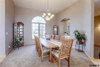 17109 Oakmont Drive, Omaha, NE 68136