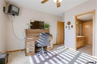 17109 Oakmont Drive, Omaha, NE 68136