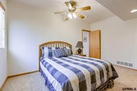 17109 Oakmont Drive, Omaha, NE 68136