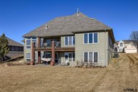 17109 Oakmont Drive, Omaha, NE 68136