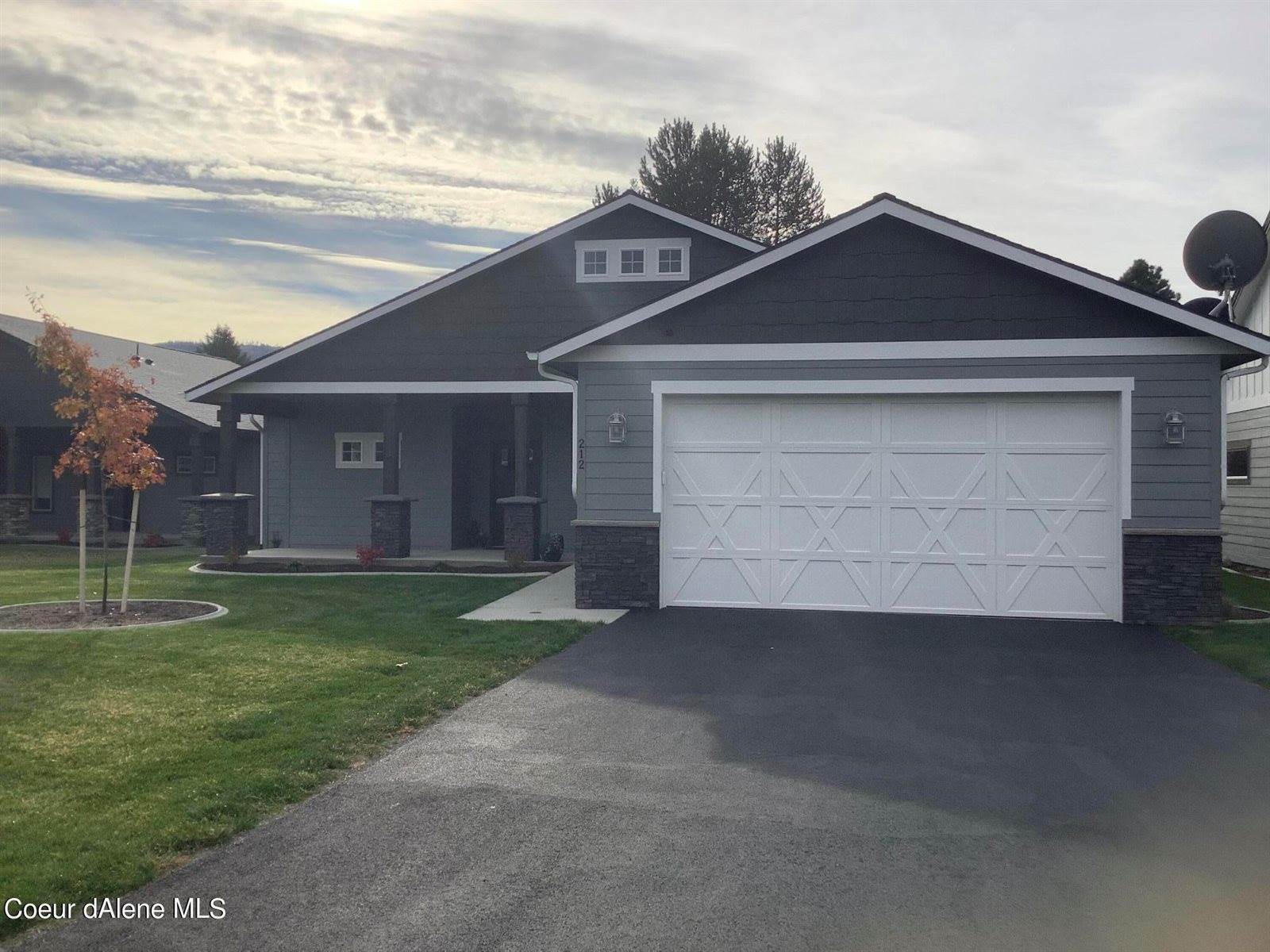 212 Ironwood Dr, Blanchard, ID 83804