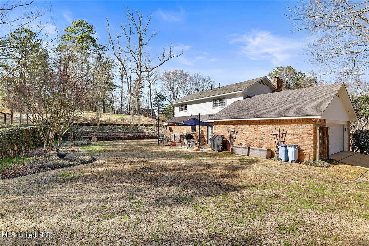 108 Country Oaks Drive, Terry, MS 39170