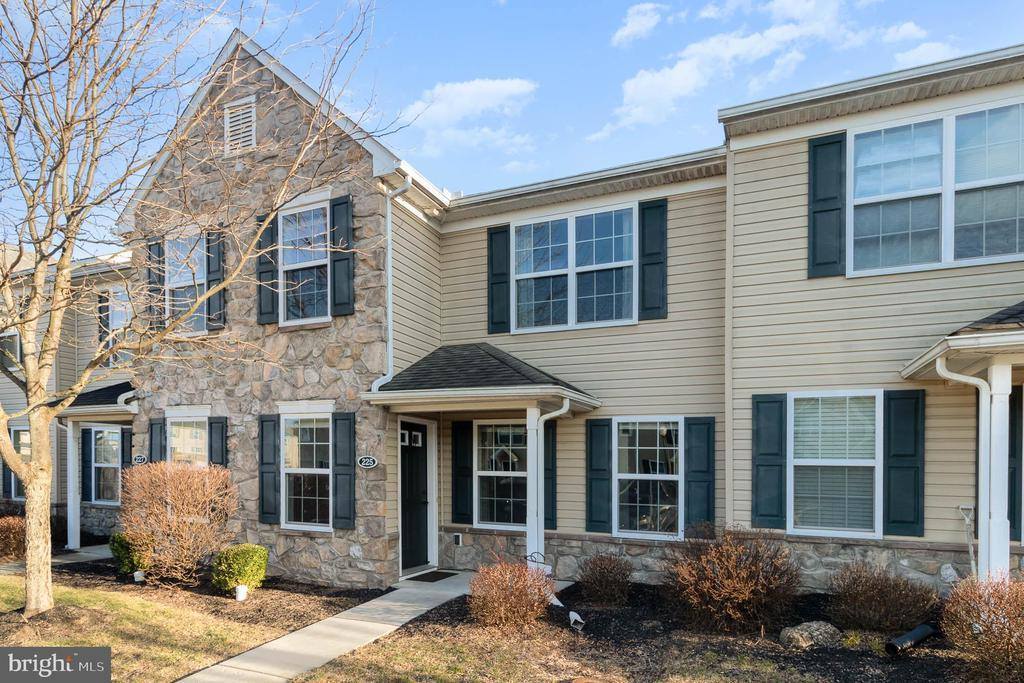 225 Abrams Avenue, Carlisle, PA 17013