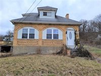 1036 7th St, West Elizabeth, PA 15088