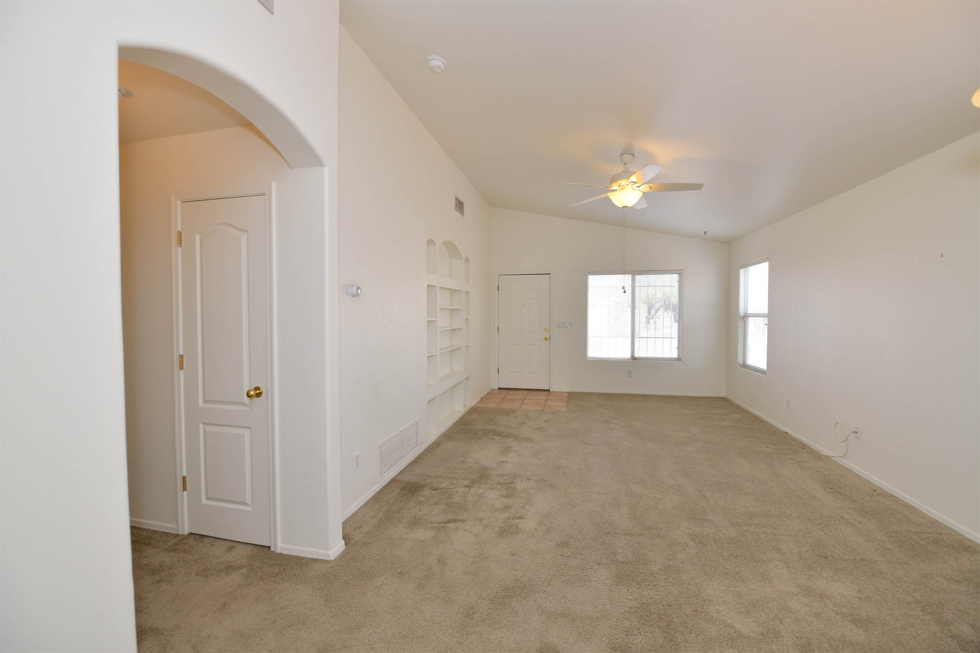 2263 W Silverbell Oasis Way, Tucson, AZ 85745