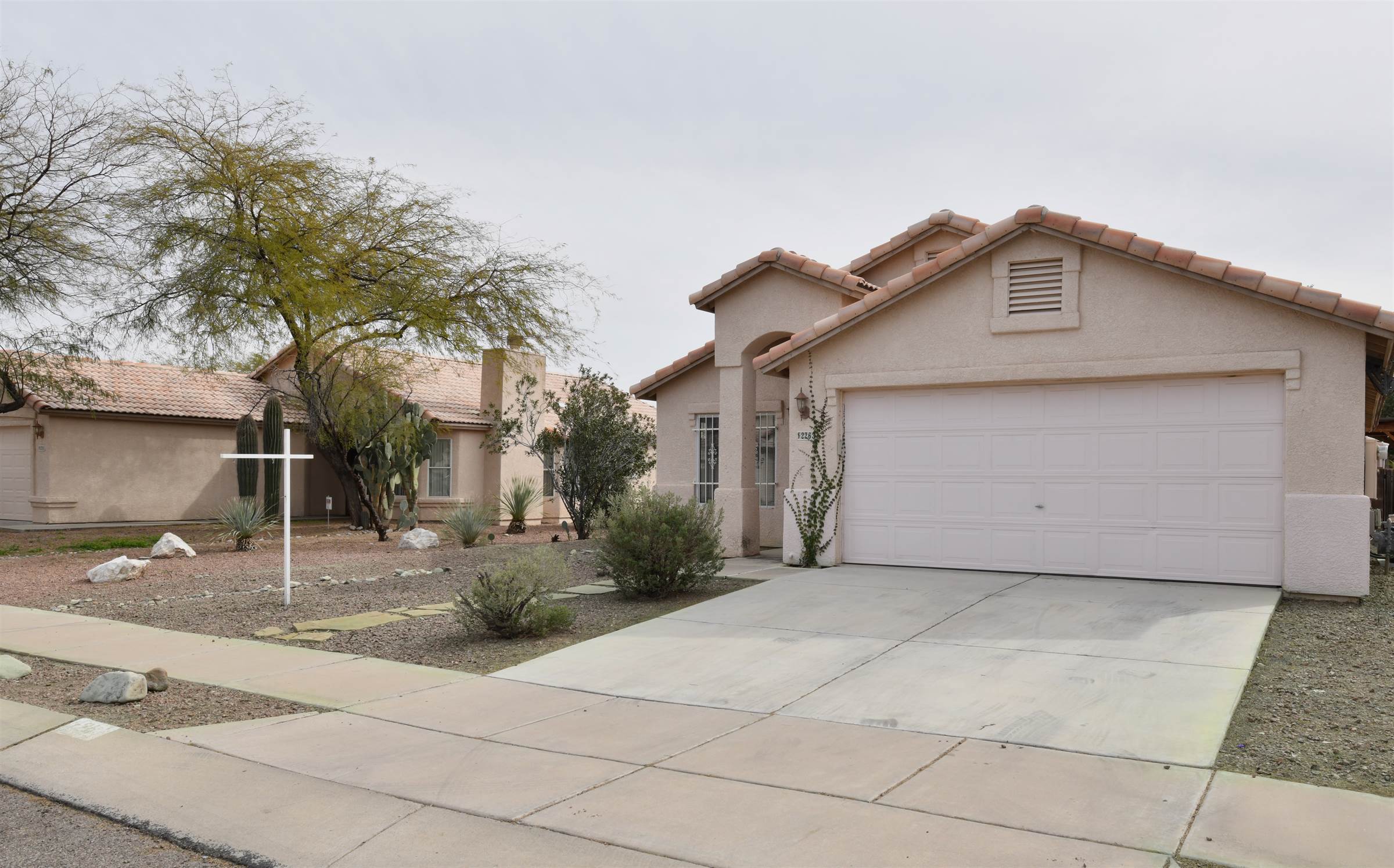 2263 W Silverbell Oasis Way, Tucson, AZ 85745