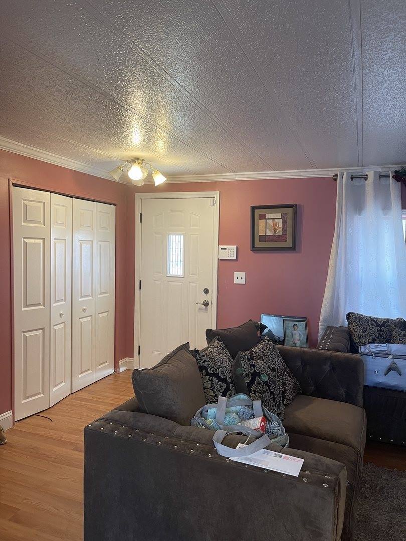 276 Tilbury Lane, Wheeling, IL 60090