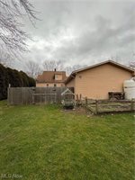 7490 Hitchcock Road, Youngstown, OH 44512