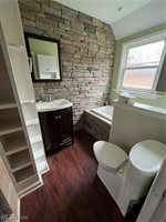 7490 Hitchcock Road, Youngstown, OH 44512