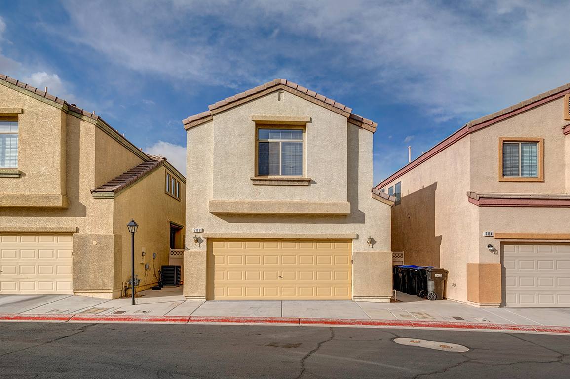 708 Cades Cove Court, North Las Vegas, NV 89084