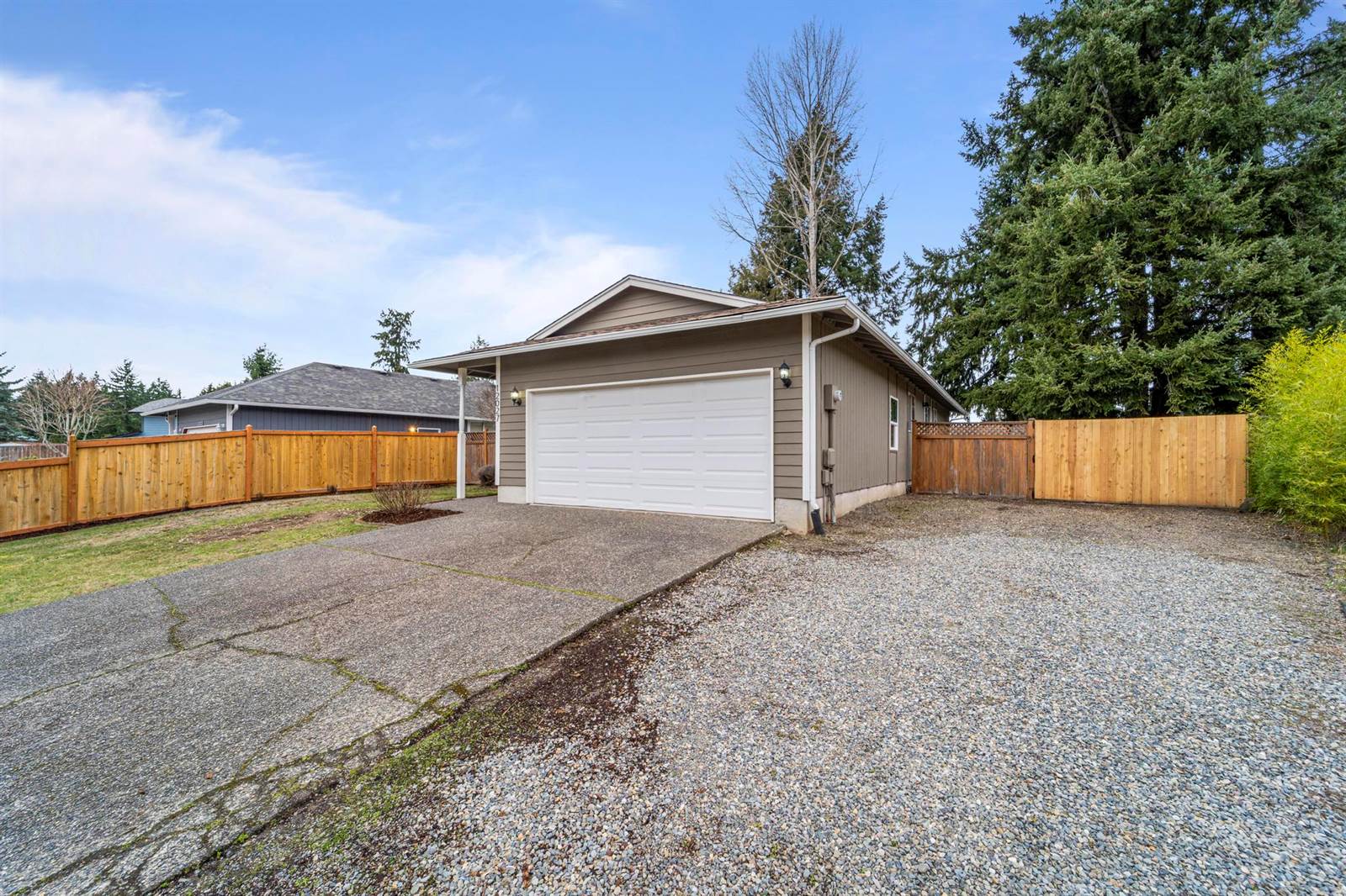 12027 157th Street Court East, Puyallup, WA 98374