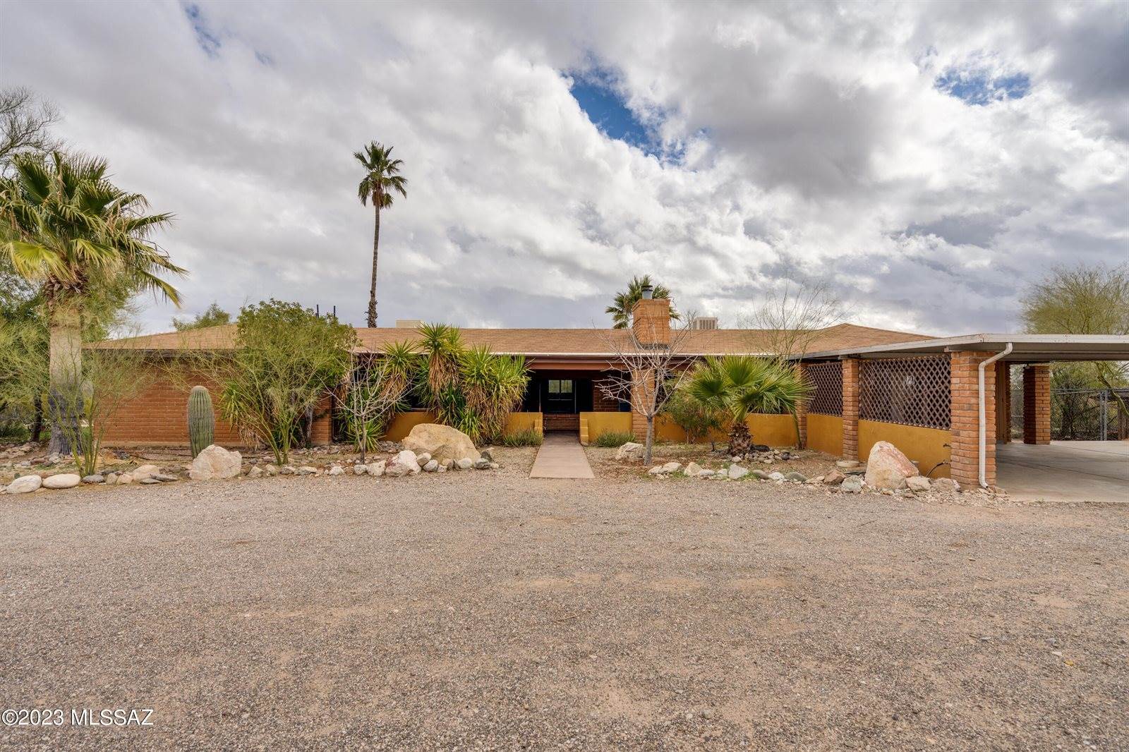 6180 North Panorama Drive, Tucson, AZ 85743