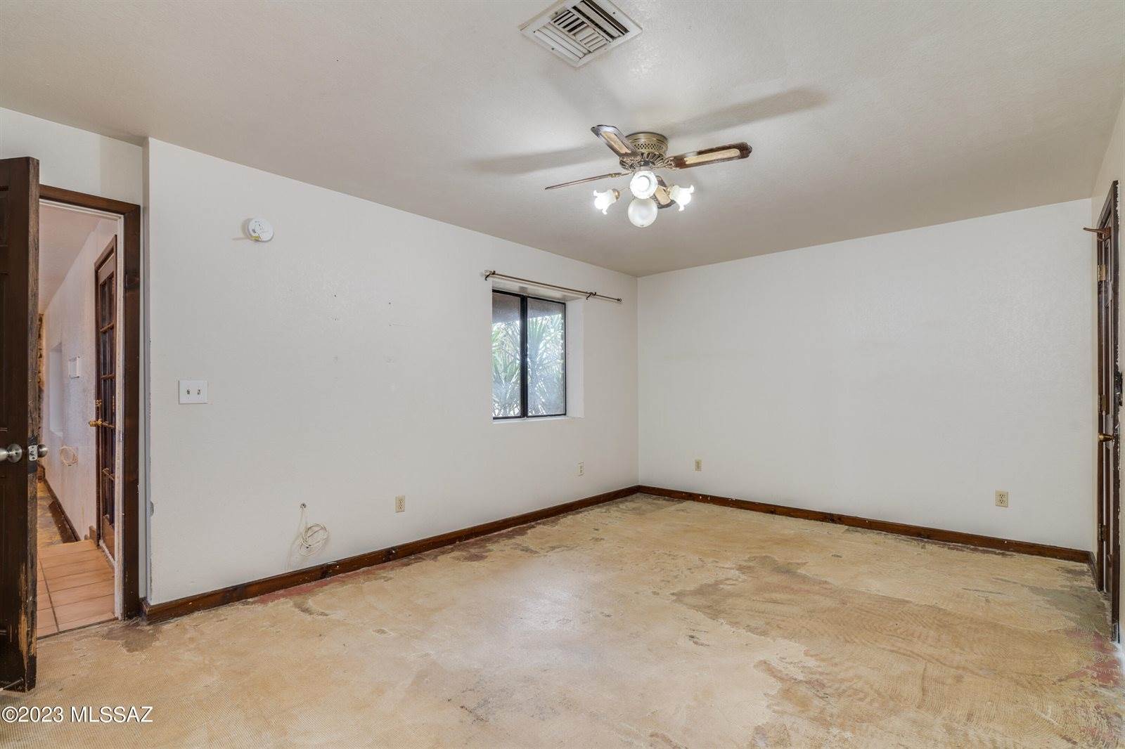 6180 North Panorama Drive, Tucson, AZ 85743