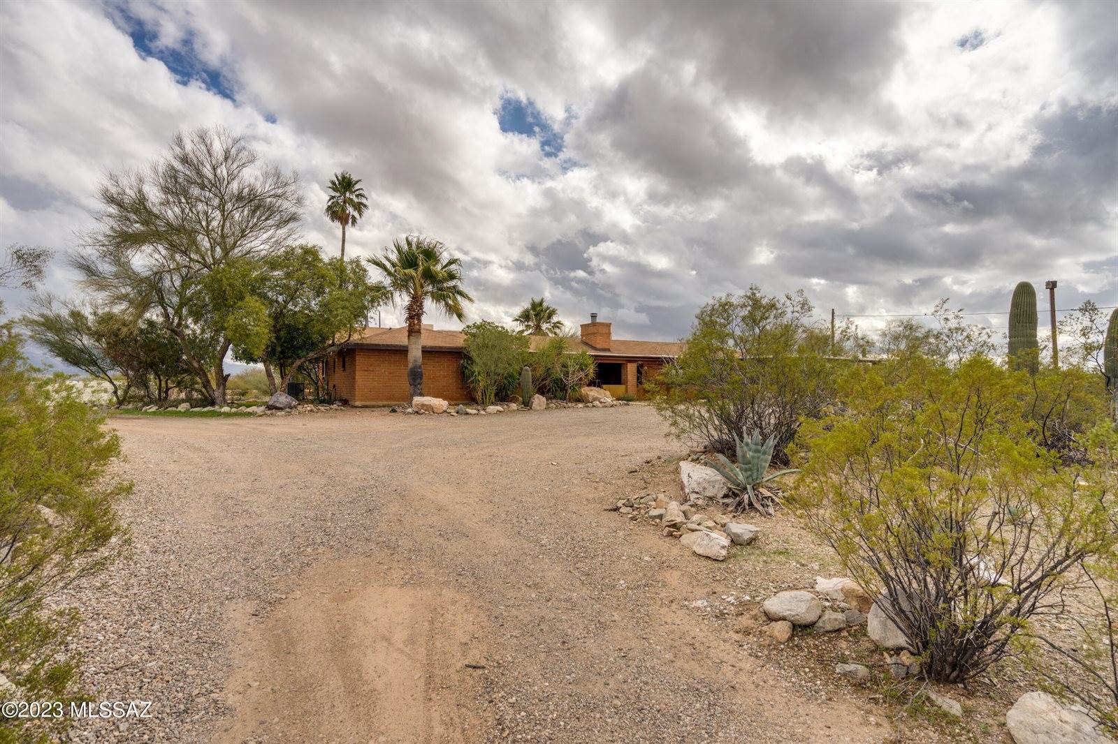 6180 North Panorama Drive, Tucson, AZ 85743
