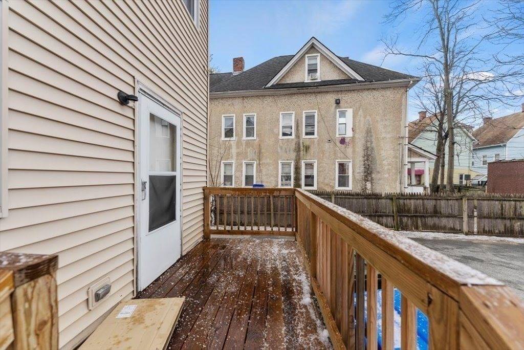 1460-1462 Dwight St, Springfield, MA 01107