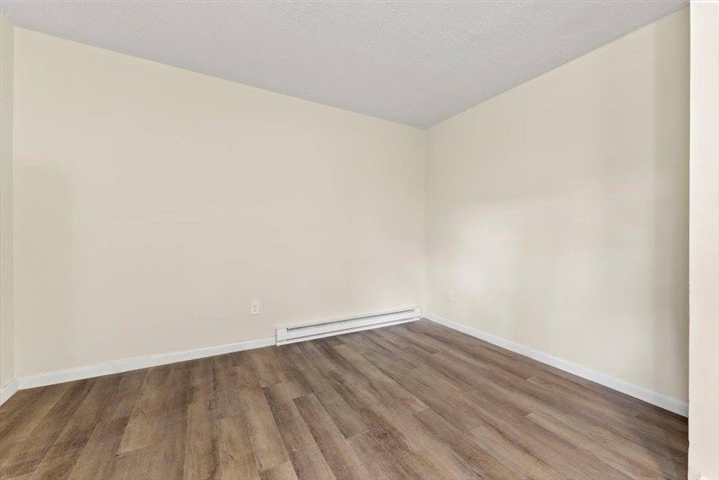 1460-1462 Dwight St, Springfield, MA 01107