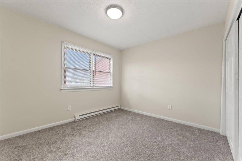 1460-1462 Dwight St, Springfield, MA 01107