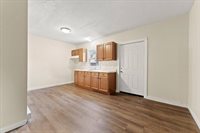 1460-1462 Dwight St, Springfield, MA 01107