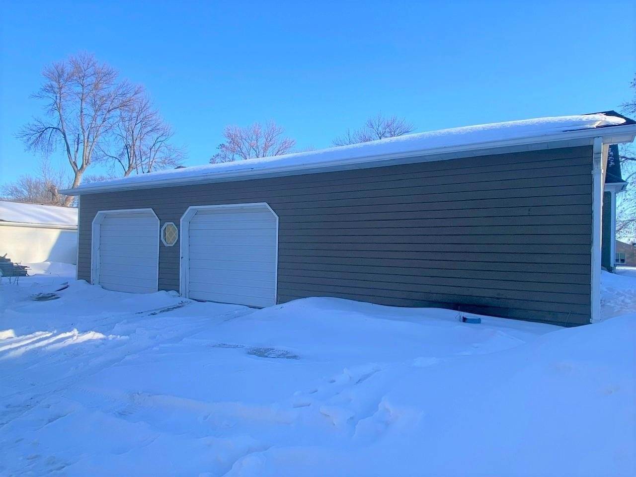 330 W Maple St, Hartley, IA 51346