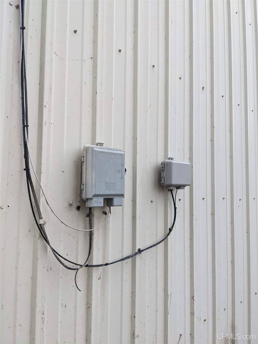 1022 N Lincoln, Escanaba, MI 49829