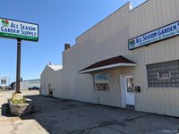 1022 N Lincoln, Escanaba, MI 49829