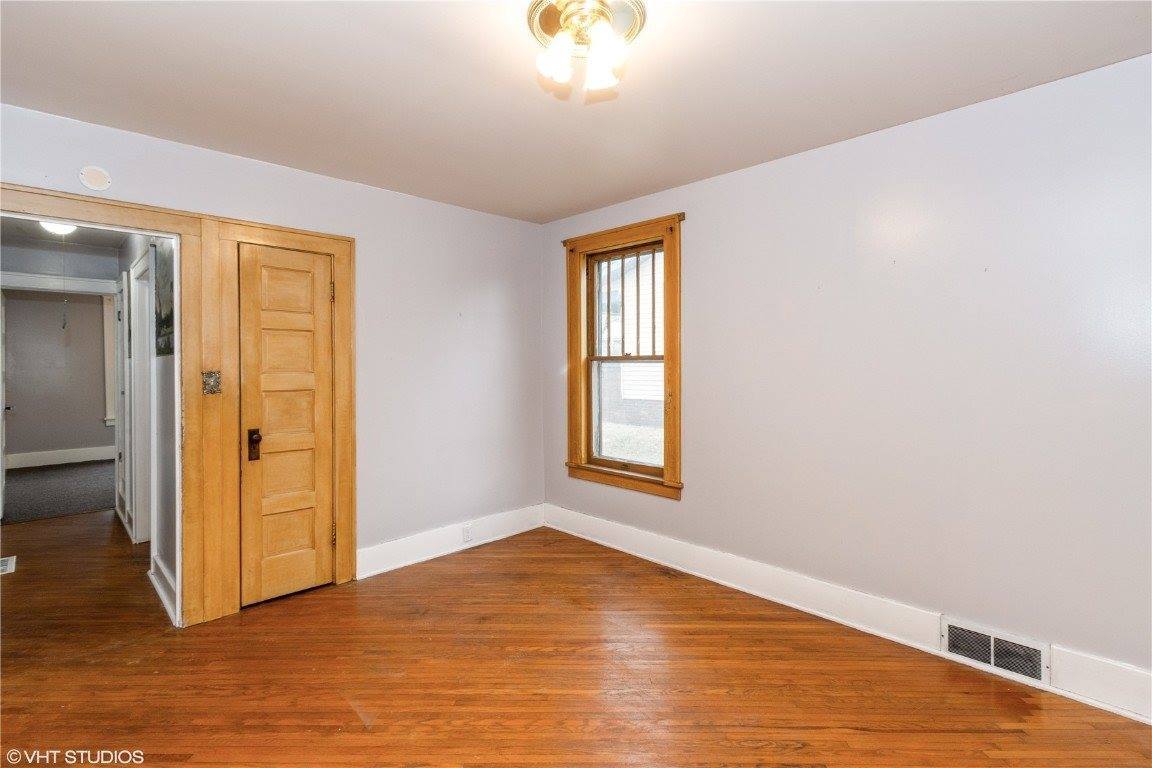 805 Oak Street, Muscatine, IA 52761