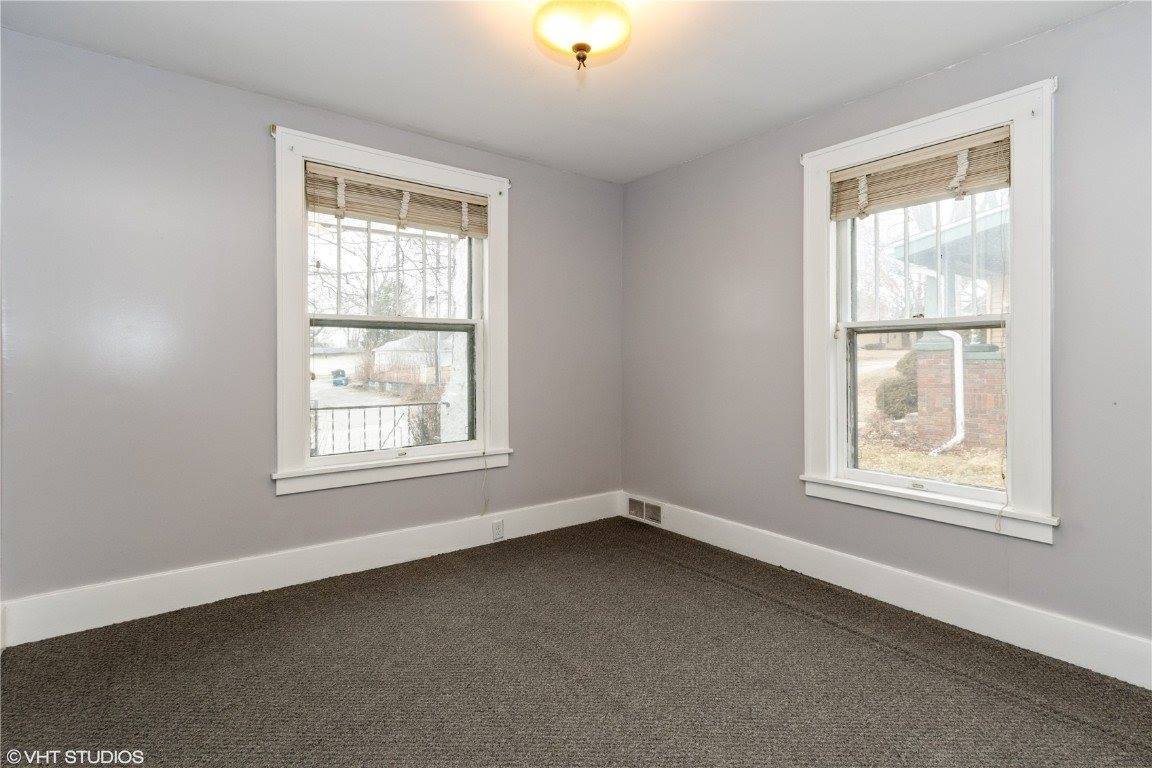 805 Oak Street, Muscatine, IA 52761