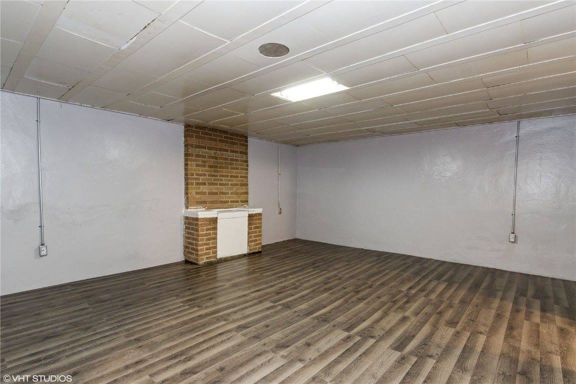 805 Oak Street, Muscatine, IA 52761